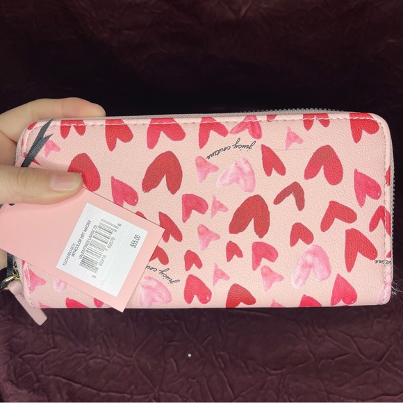 Juicy Couture Valentines Large Hand Wallet - Picture 5 of 5